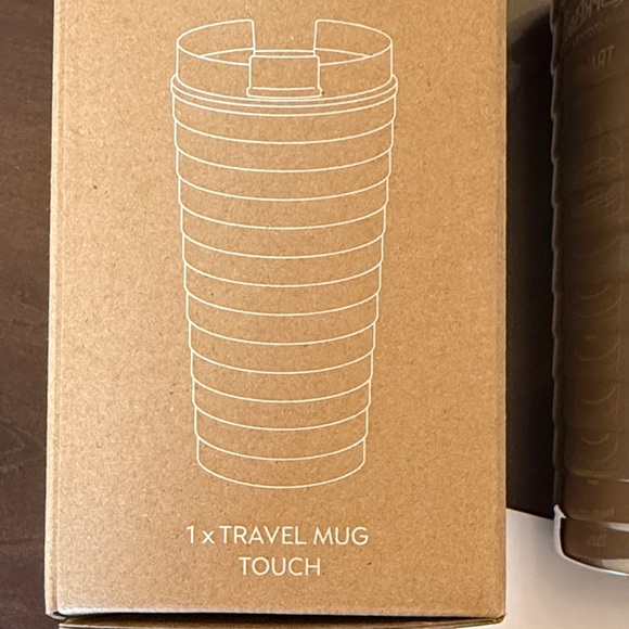 NEW Nespresso Travel Mug Touch  with 17 VERTUO Pods 13 pods PLUS 3 Surprise pods - Picture 6 of 16